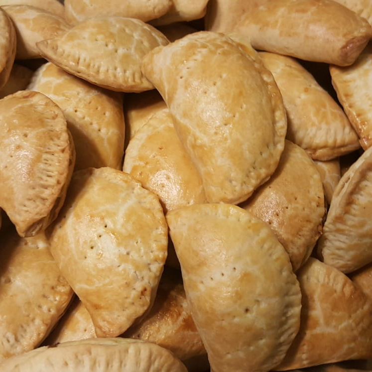 Chicken Pies for Sale Online | Meat Pies to Buy Online | Deliciousbites ...